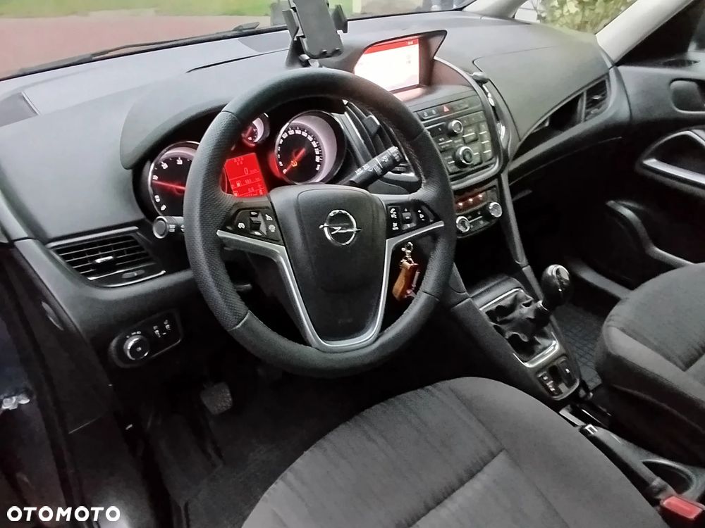 Opel Zafira - 6