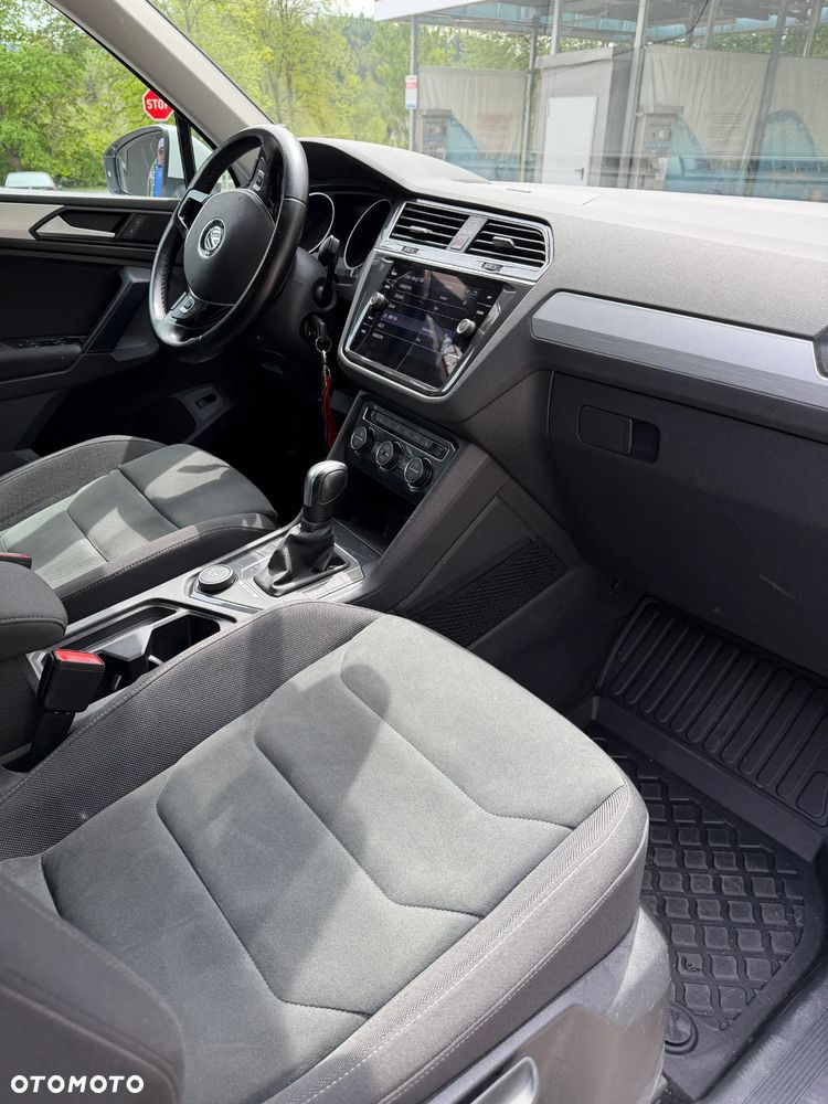 Volkswagen Tiguan - 6