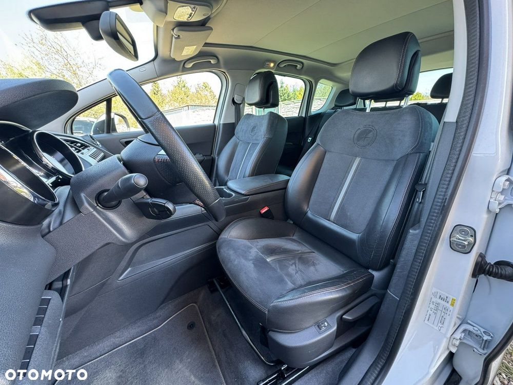 Peugeot 3008 - 16
