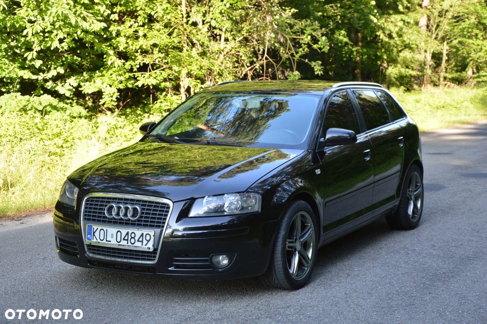 Audi A3 Sportback - 1