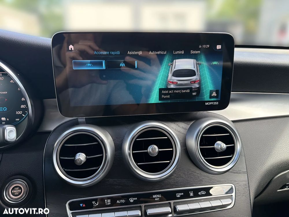 Mercedes-Benz GLC Coupe 300 e 4Matic 9G-TRONIC AMG Line Plus - 22