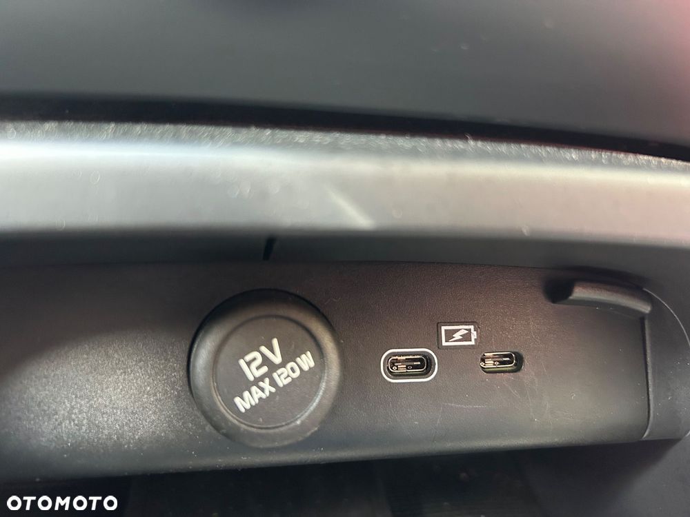 Volvo XC 40 Recharge Plus - 9