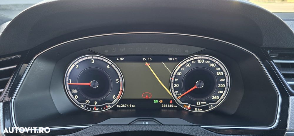 Volkswagen Passat 2.0 TDI DSG 4Motion Highline - 11