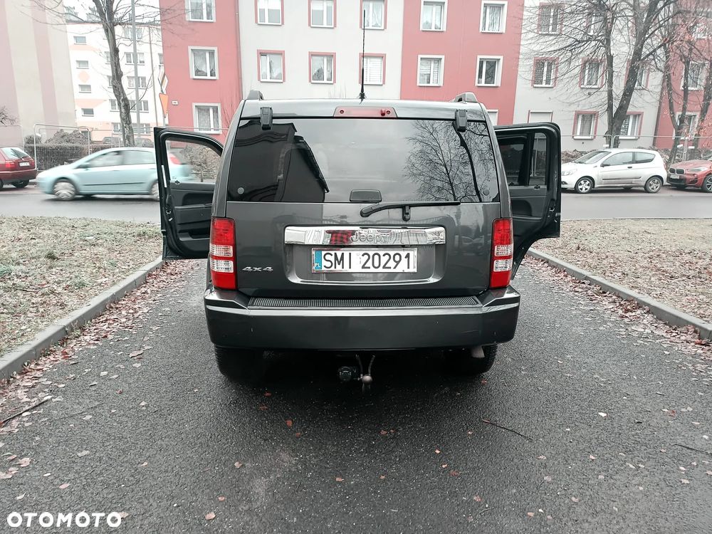 Jeep Liberty ver-3-7-4x4 - 5