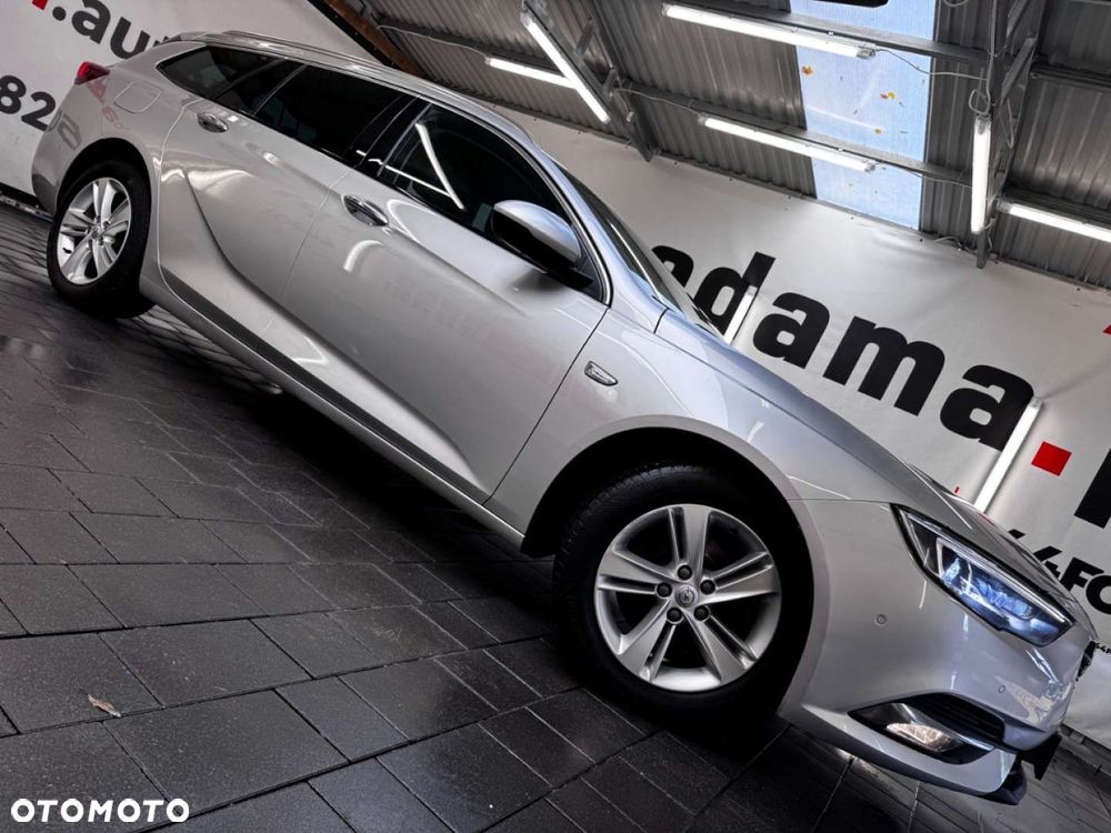 Opel Insignia - 16