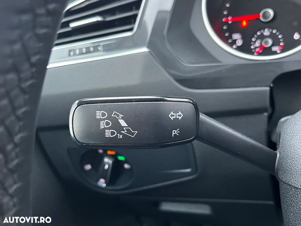 Volkswagen Tiguan - 17