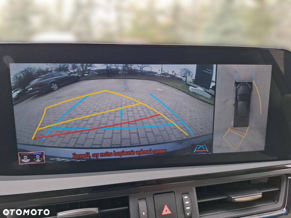 Lexus ES 300h Omotenashi - 33