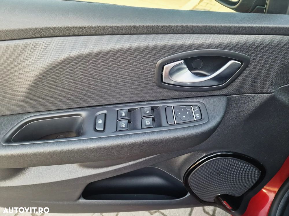 Renault Clio TCe 90 BUSINESS EDITION - 16