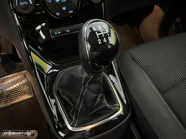 Ford Fiesta 1.0 EcoBoost S&S TITANIUM - 13