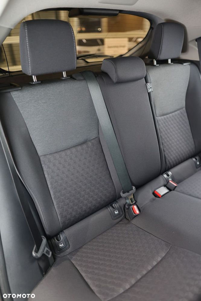 Toyota Yaris - 16