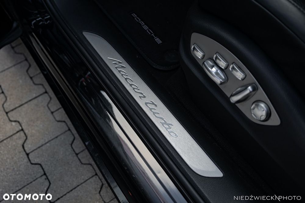 Porsche Macan - 21