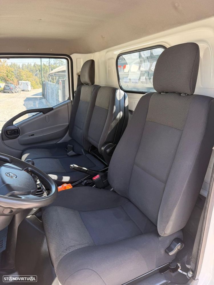 Nissan Cabstar 3.0 TRIBASCULANTE C/IVA Dedutivel - 12
