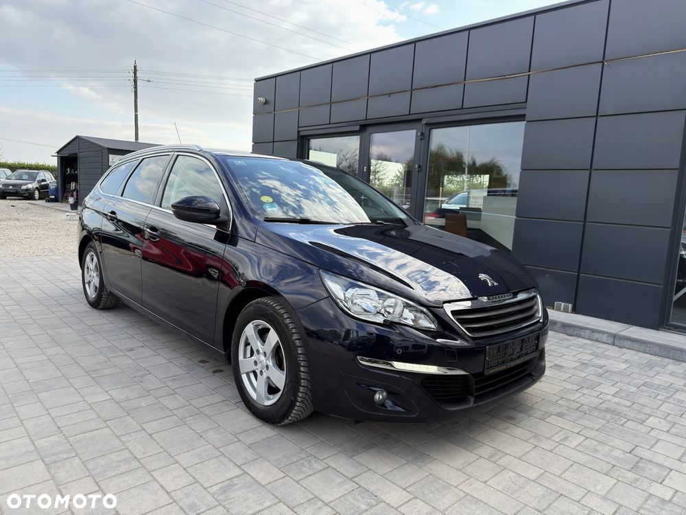Peugeot 308 1.6 BlueHDi Allure S&S - 10