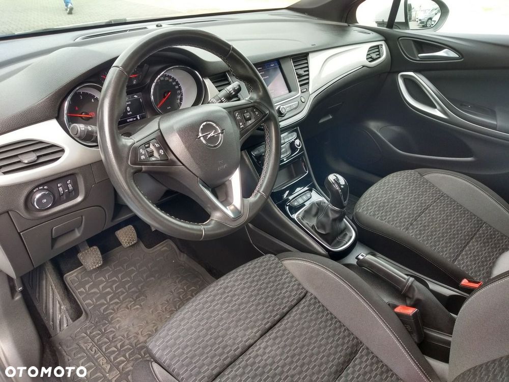 Opel Astra 2020