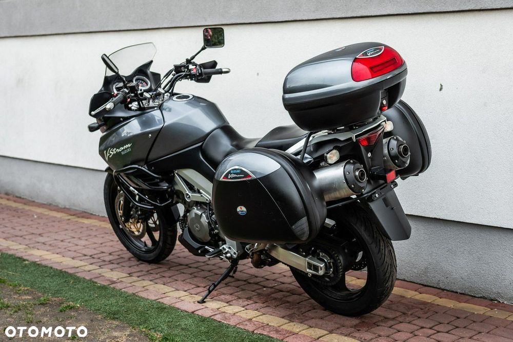Suzuki DL - 5