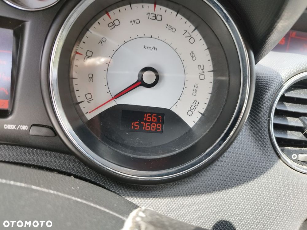 Peugeot 308 CC - 23