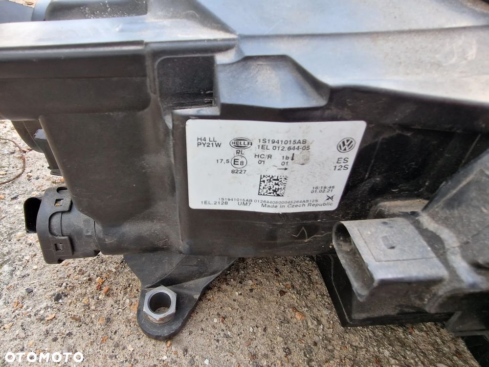 Reflektor  prawy i lewy vw up lift 2016> - 5