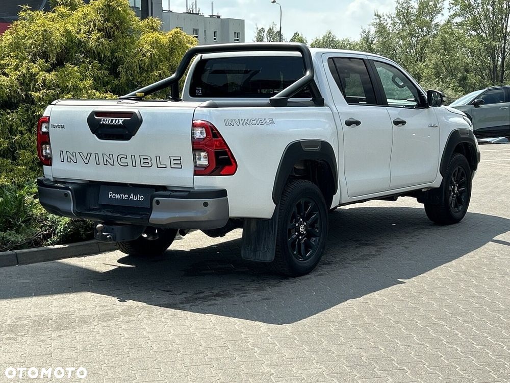 Toyota Hilux 2.8 D-4D mHEV Double Cab Invincible 4x4 - 5