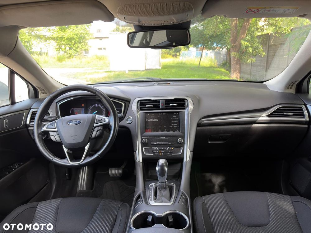 Ford Mondeo 2.0 Hybrid Titanium - 19