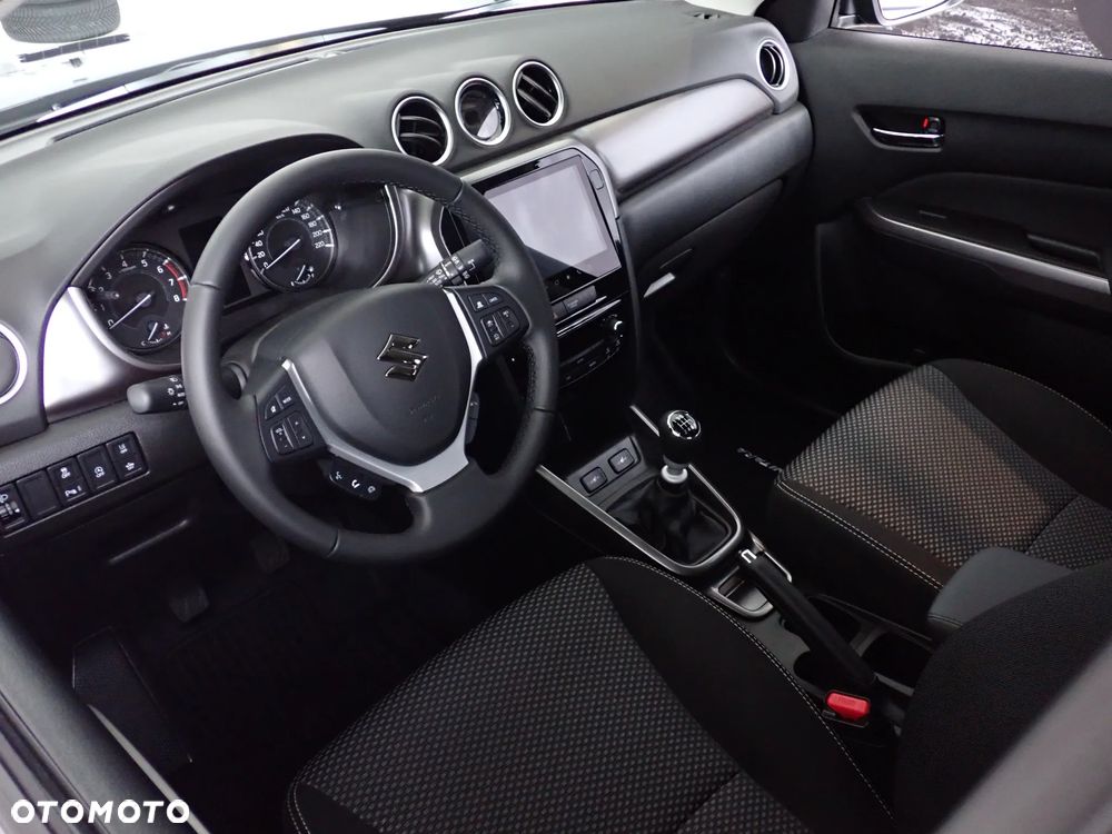 Suzuki Vitara 1.4 Boosterjet mHEV Premium Plus 2WD - 10