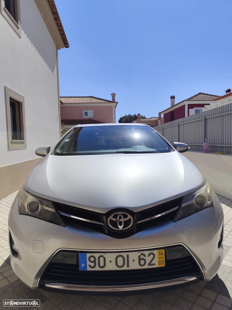 Toyota Auris 1.4 D-4D Comfort+Pack Sport - 5