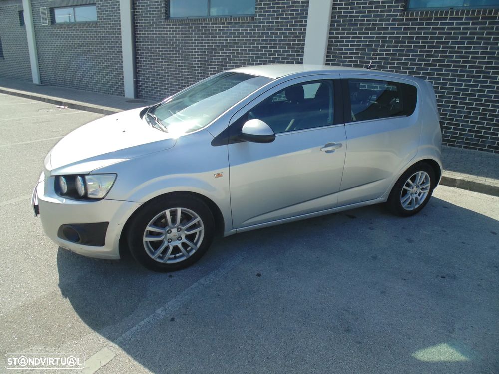 Chevrolet Aveo 1.2 LT Bi-Fuel - 3