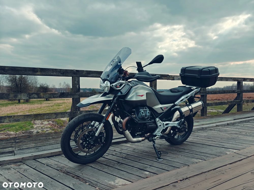 Moto Guzzi V85 - 18