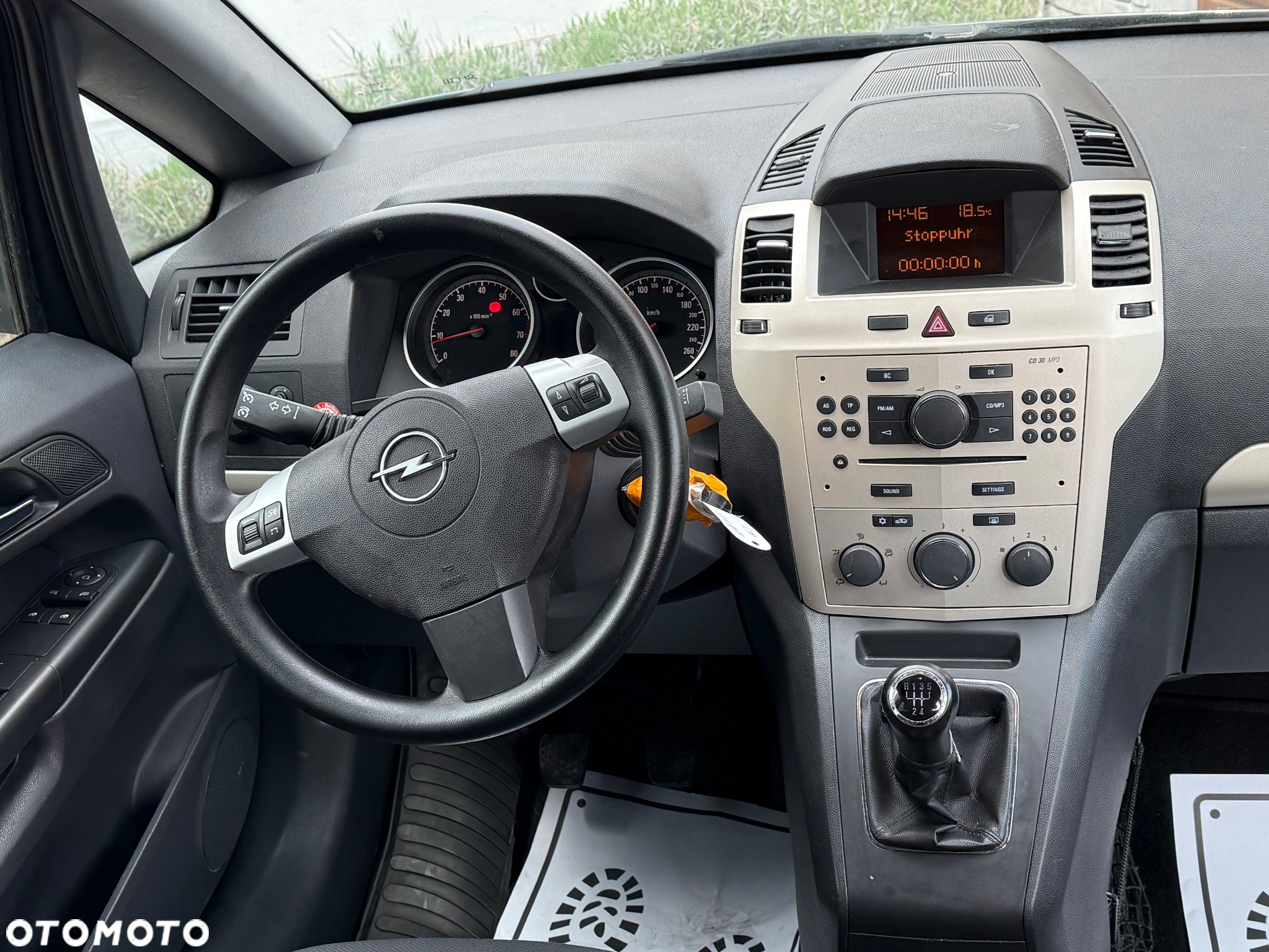 Opel Zafira 1.6 Cosmo - 19
