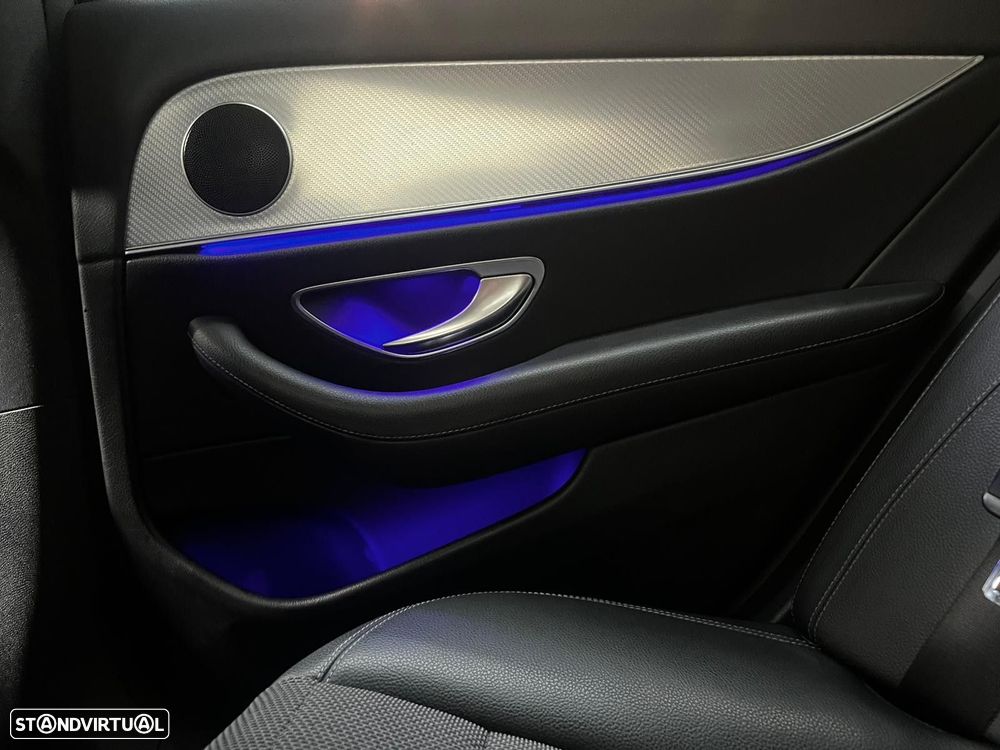 Mercedes-Benz E 300 de Avantgarde - 43