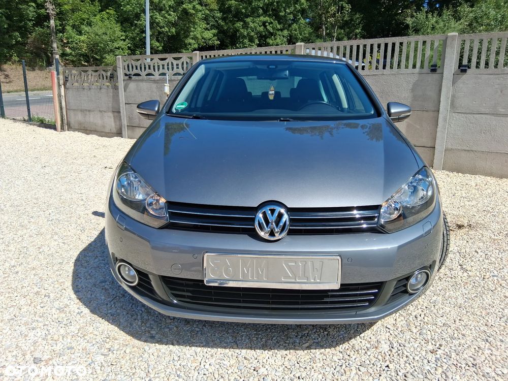 Volkswagen Golf - 25