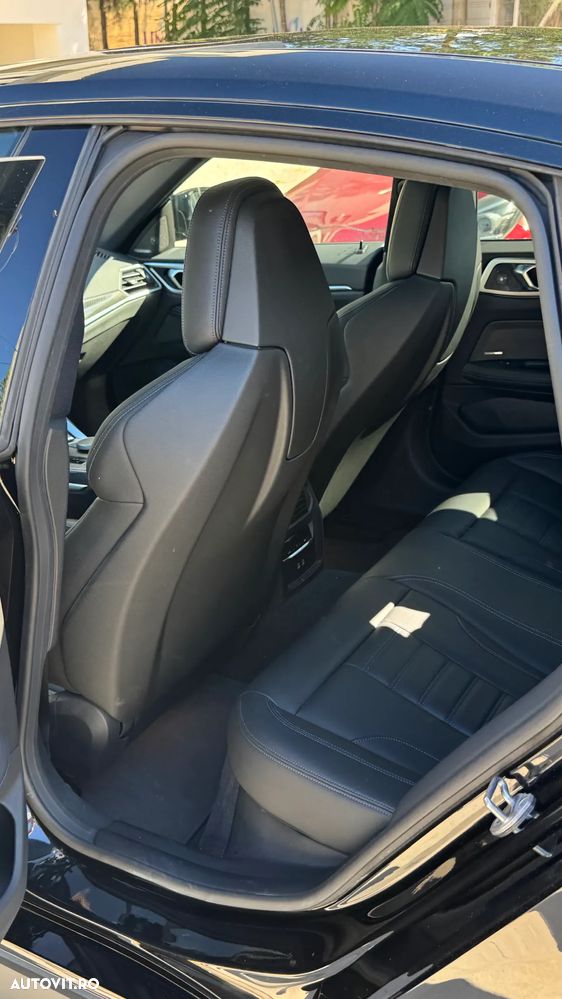 BMW i4 M50 xDrive - 9