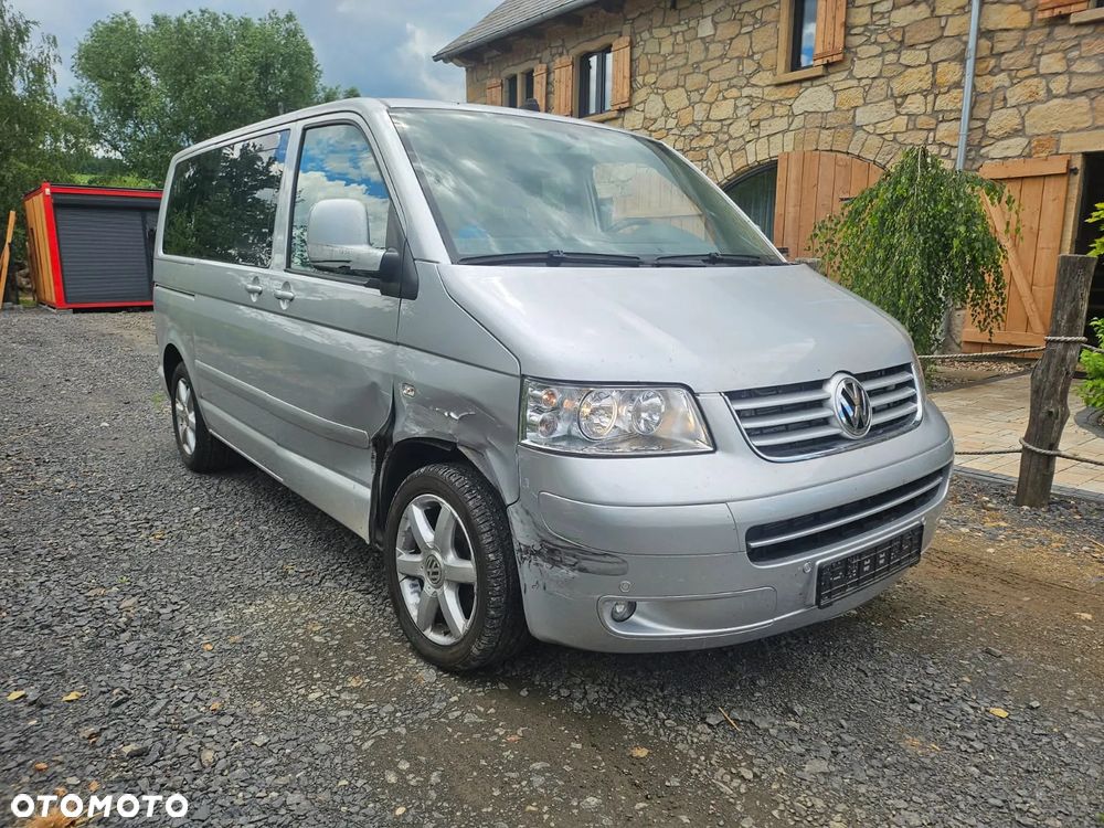 Volkswagen Multivan - 2