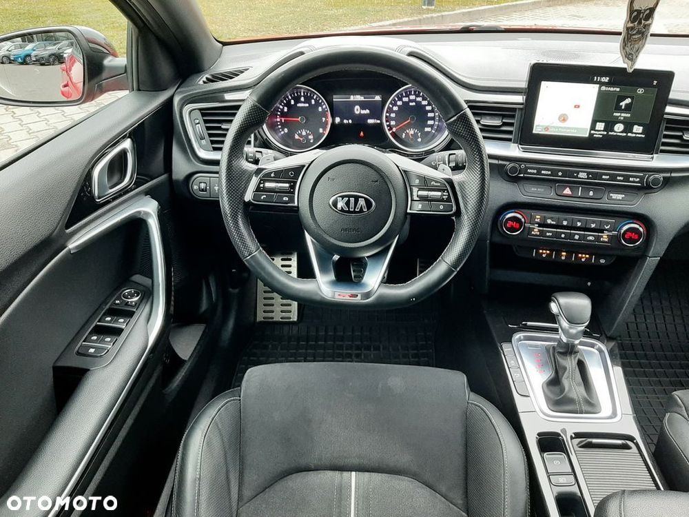 Kia ProCeed - 13