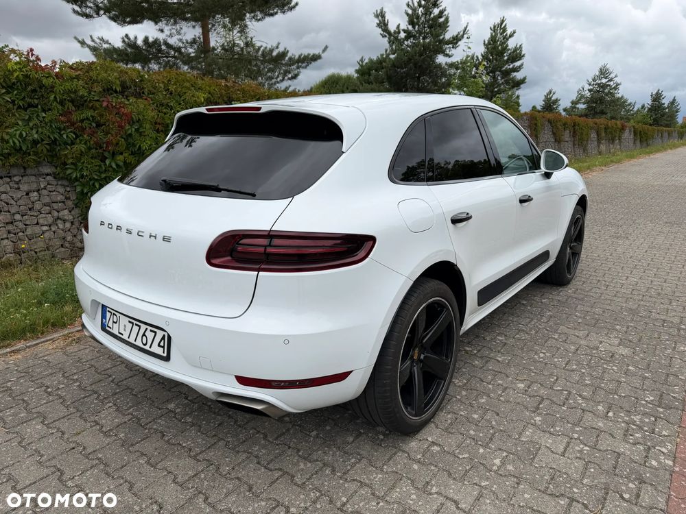Porsche Macan - 2