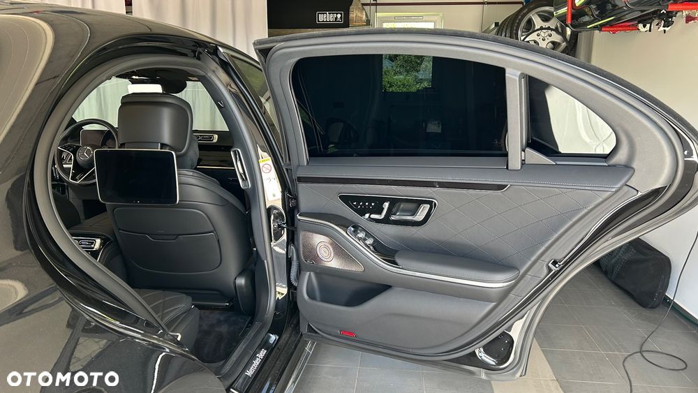 Mercedes-Benz Klasa S 500 4Matic L 9G-TRONIC - 34