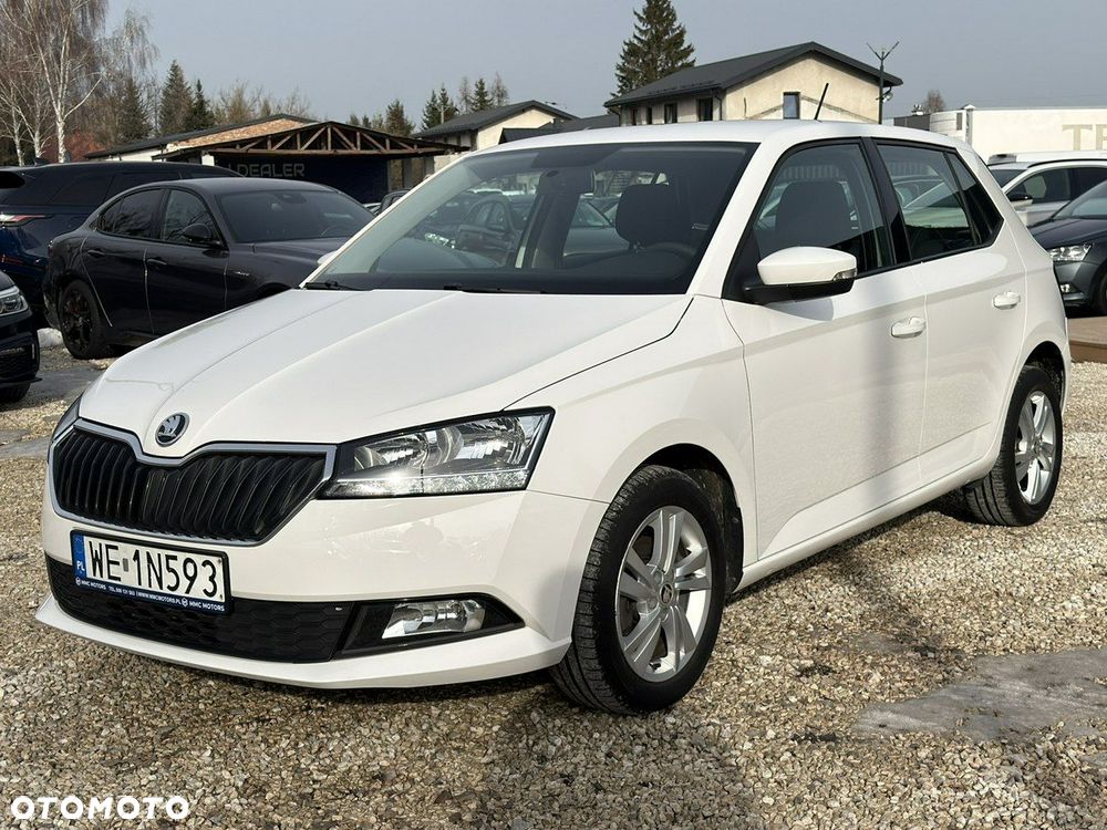 Skoda Fabia - 8