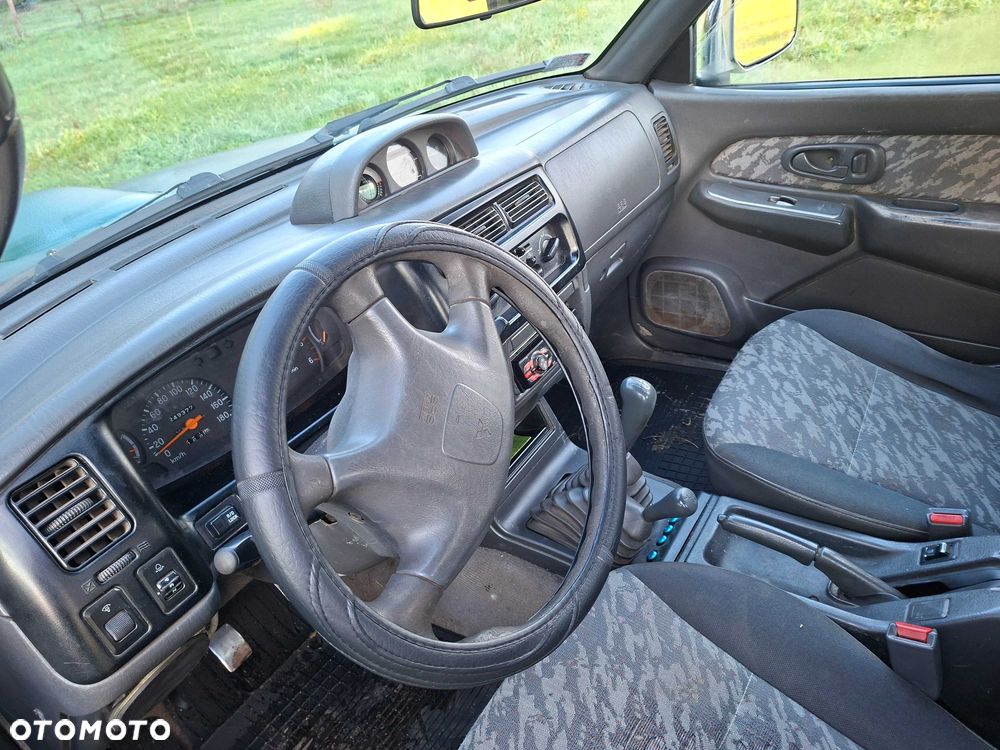 Mitsubishi L200 - 4