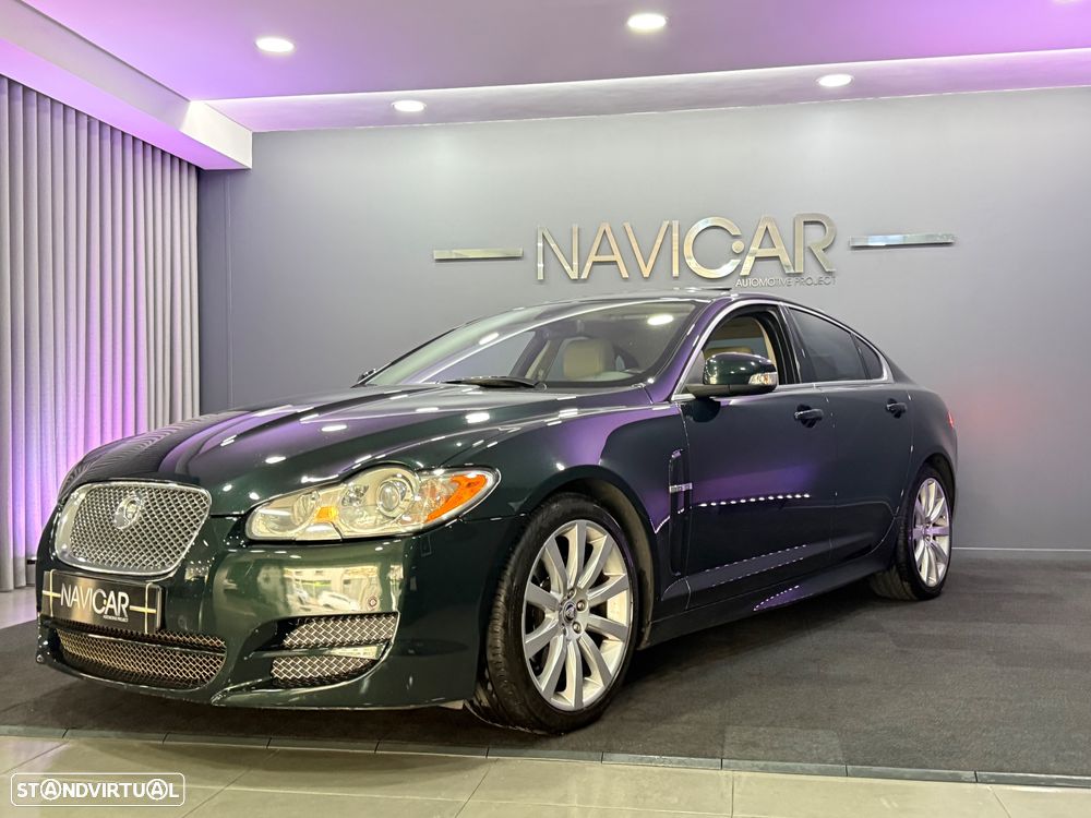 Jaguar XF 2.7 V6 Premium Luxury - 4
