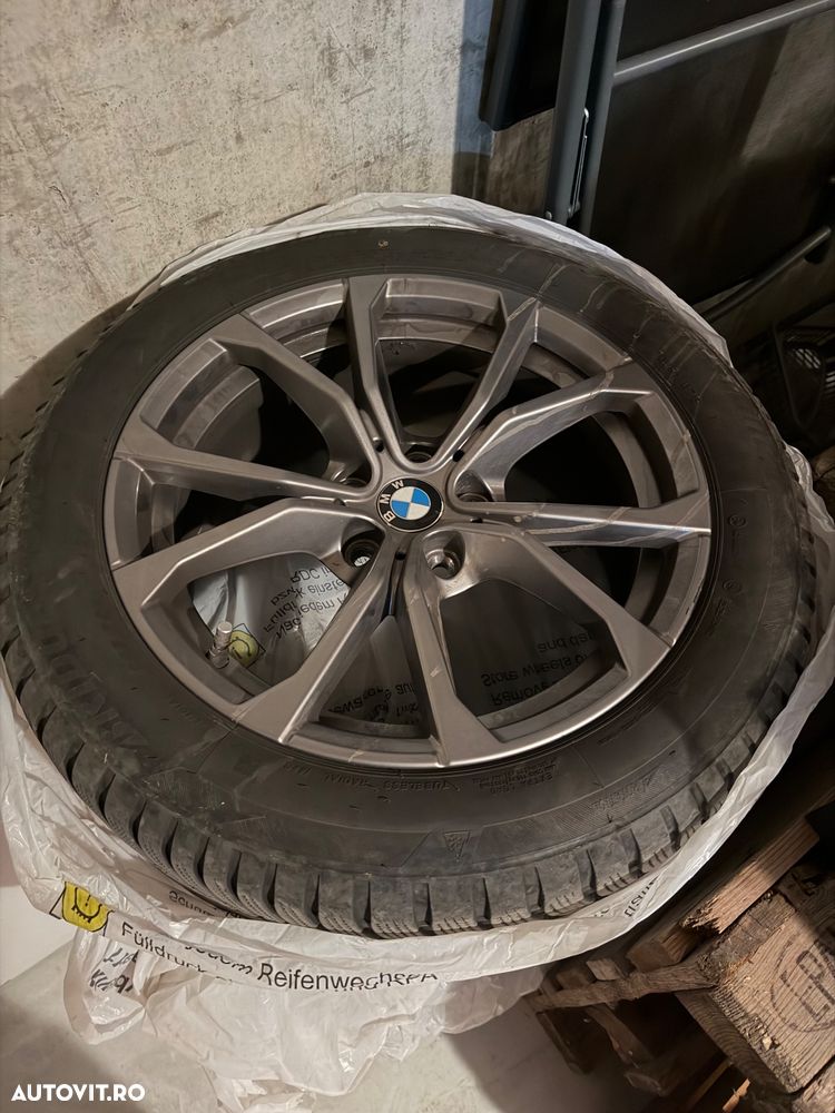 BMW Seria 3 320i xDrive AT - 34