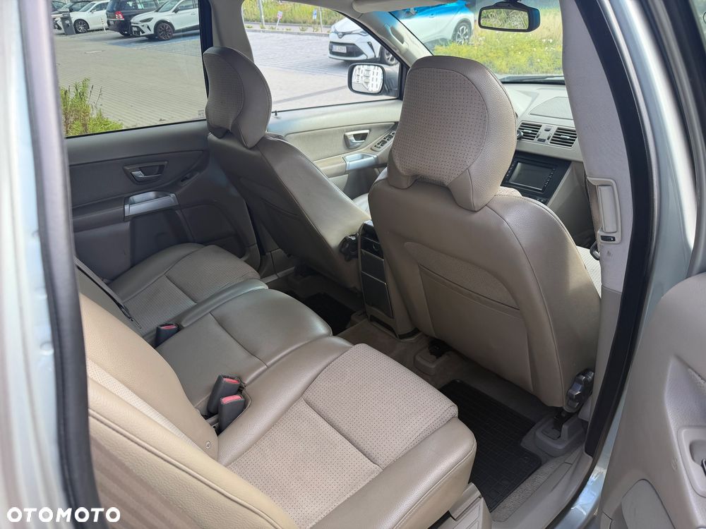 Volvo XC 90 2.5T - 9