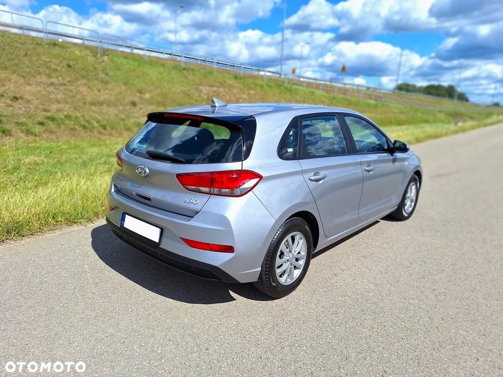 Hyundai i30 1.5 DPI Classic + - 4
