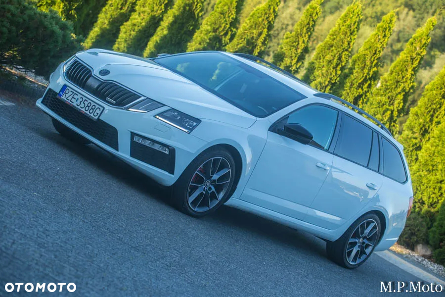 Skoda Octavia 2.0 TDI RS DSG - 13