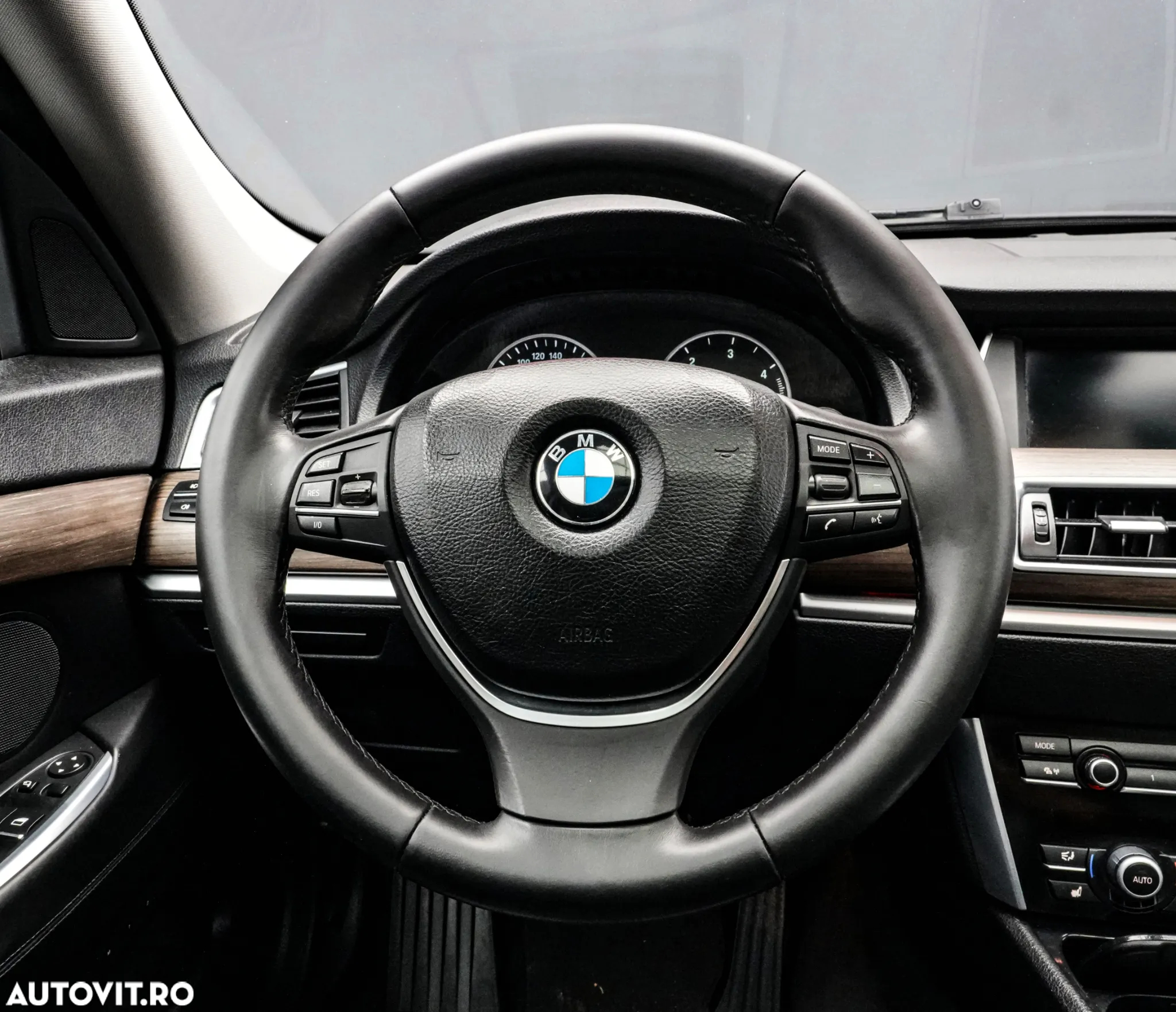 BMW Seria 5 530d xDrive Aut. GT - 16