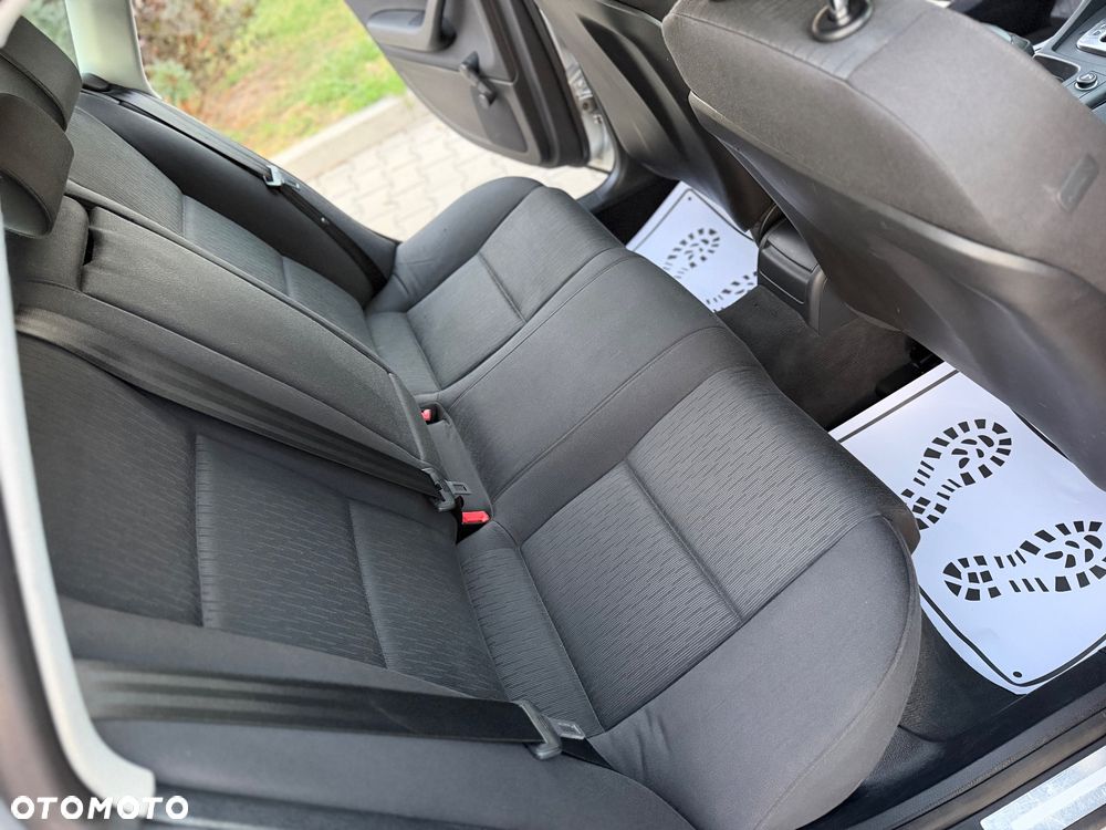 Audi A4 Limousine - 31