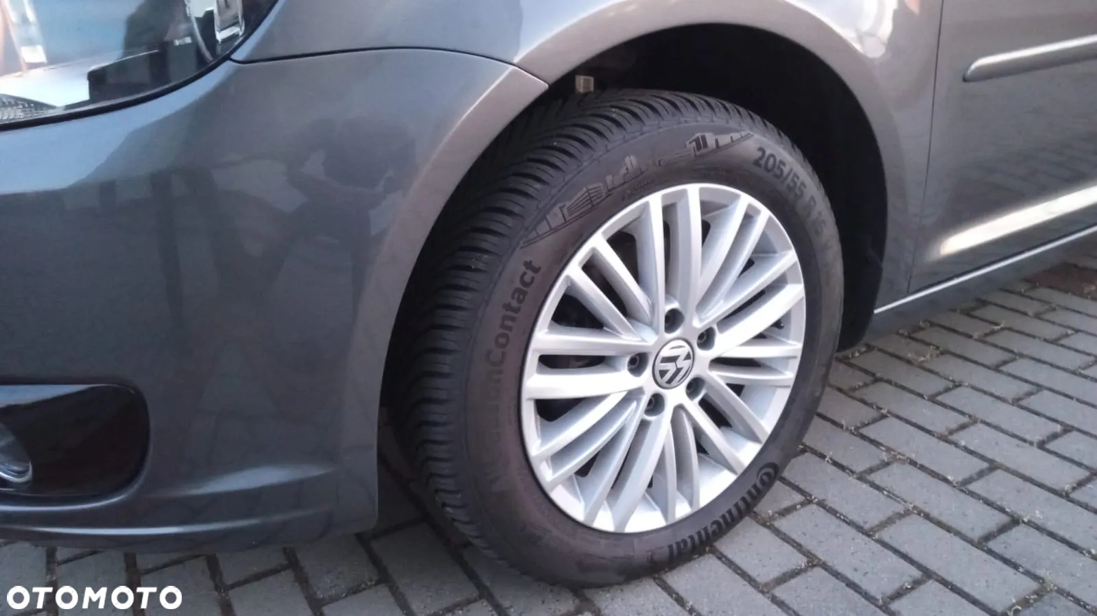 Volkswagen Touran - 8