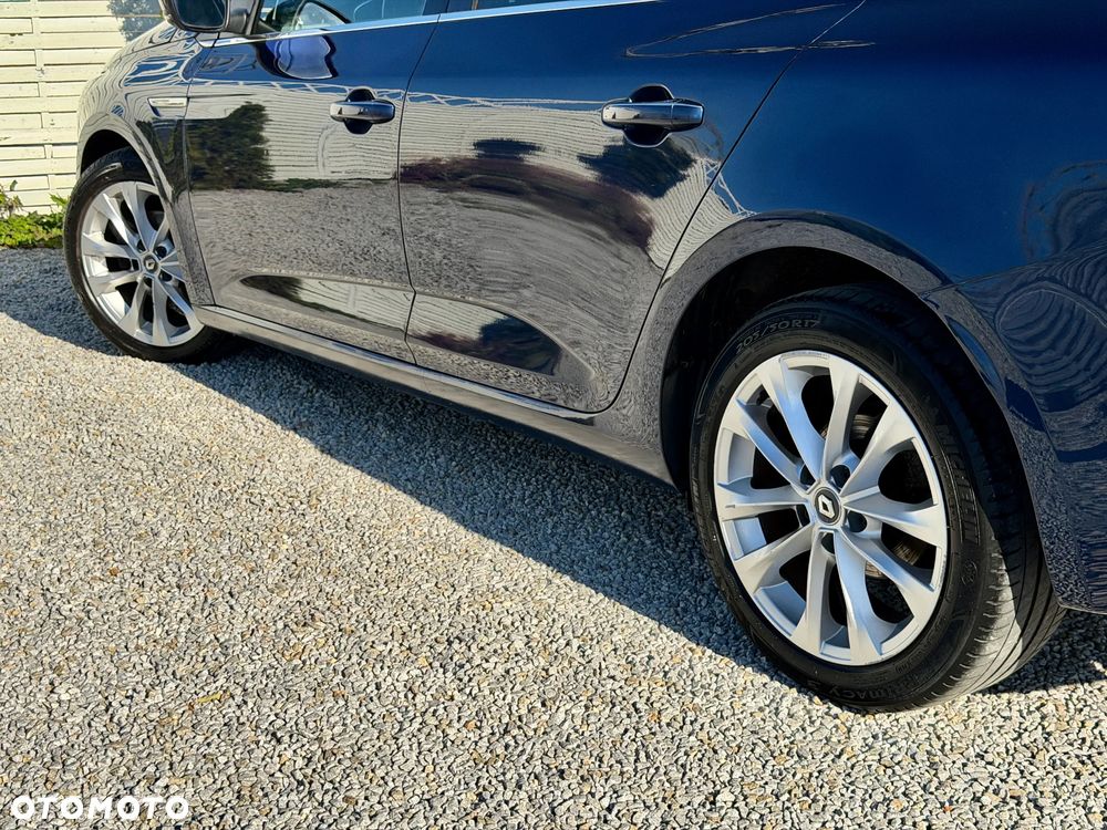 Renault Megane ENERGY TCe 130 EDC BOSE EDITION - 24