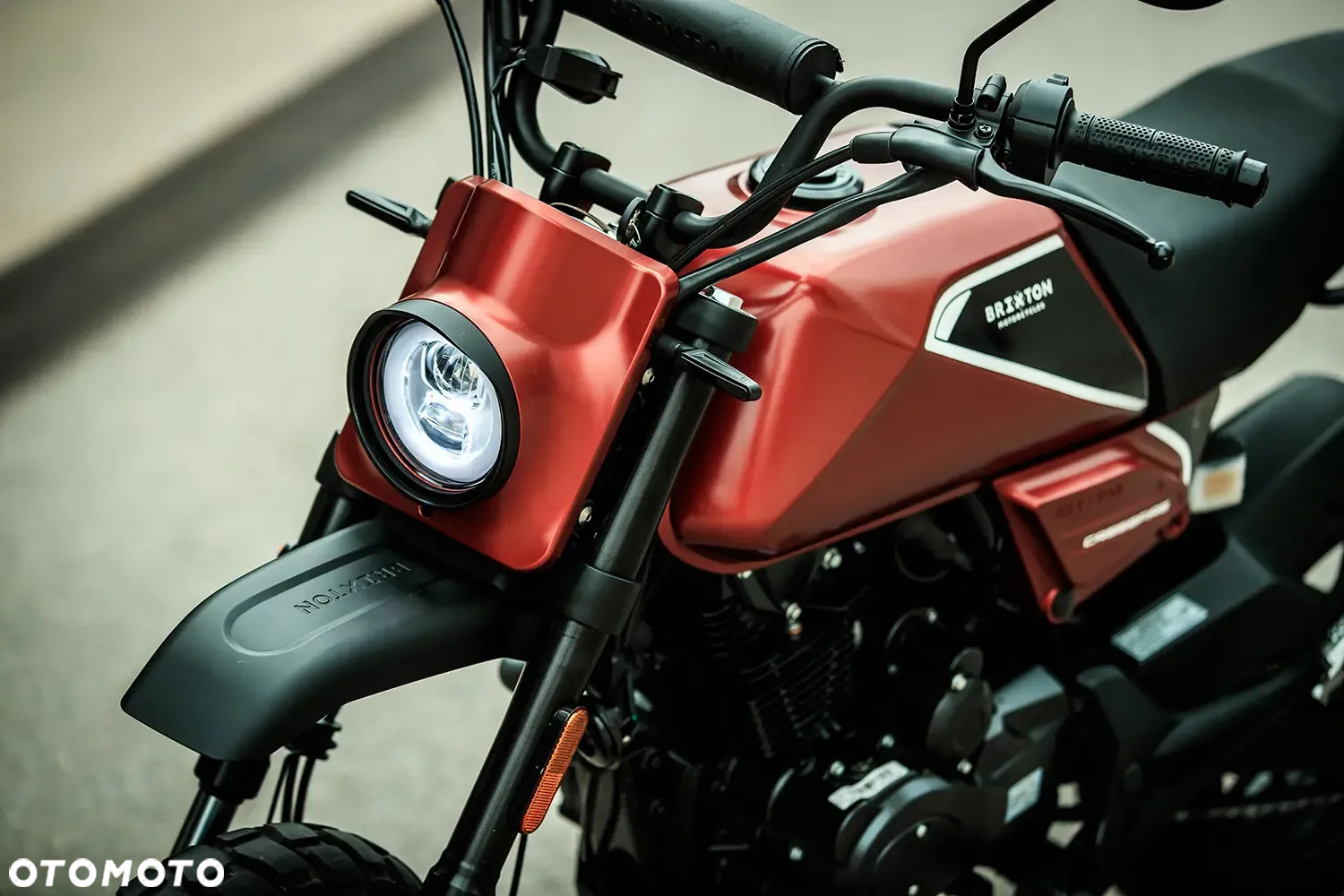 Brixton Crossfire - 2