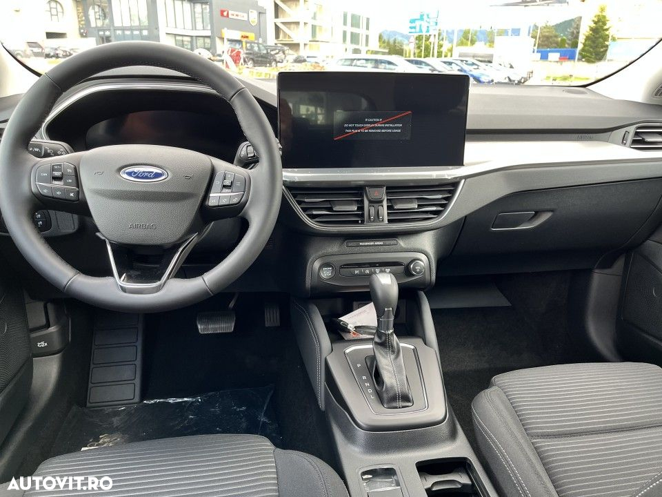 Ford Focus - 11