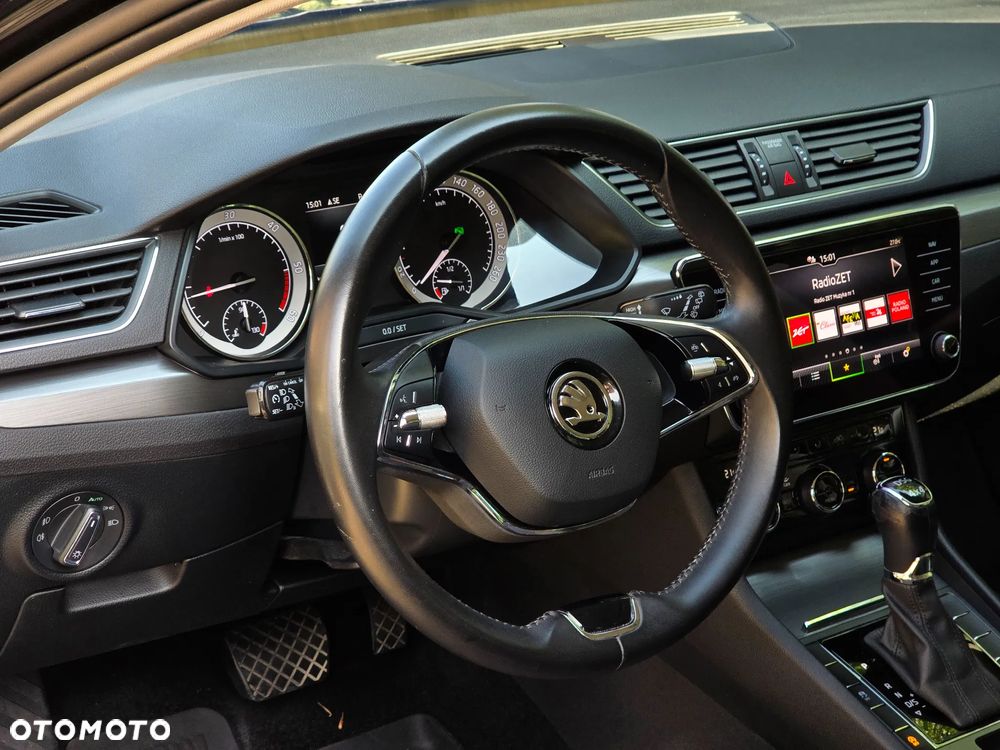 Skoda Superb 2.0 TDI SCR 4x4 Style DSG - 17