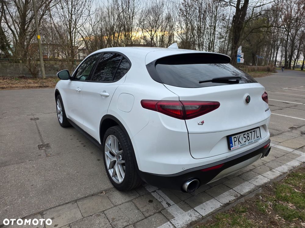 Alfa Romeo Stelvio 2.0 Turbo Super Q4 - 5